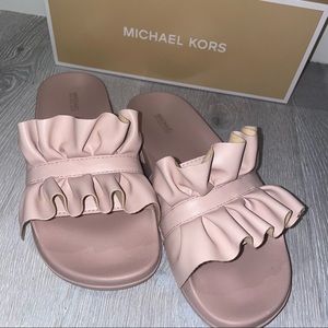 NWT Michael Kors Bella Ruffle Slides